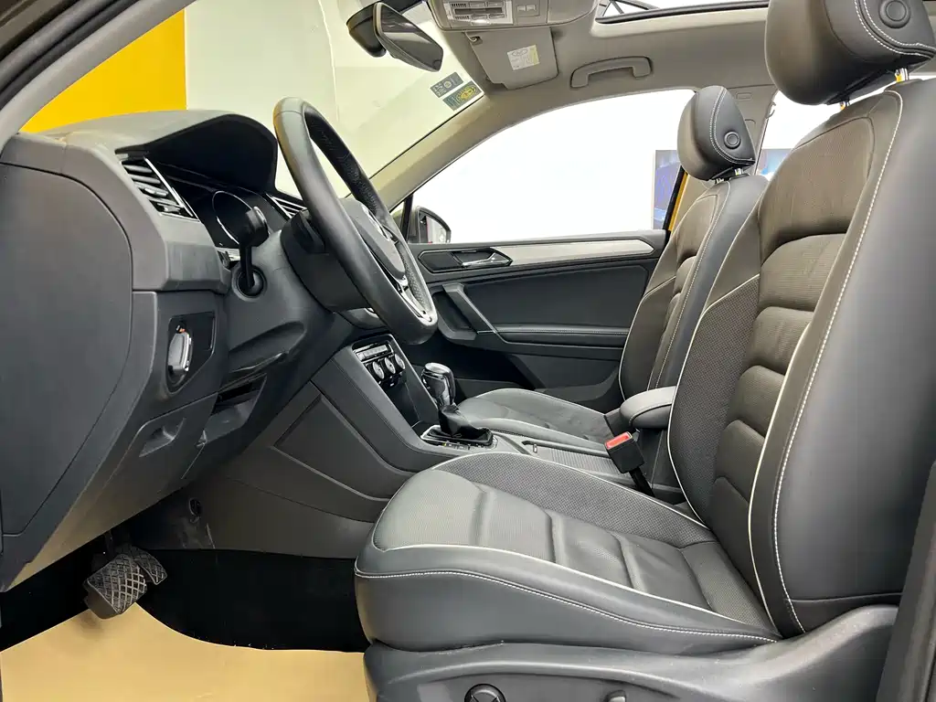Volkswagen Tiguan L 2017 330TSI Automatic FWD Flagship Edition