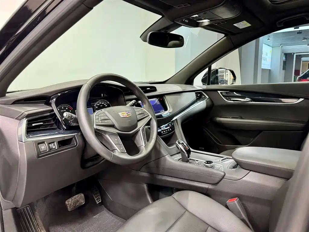 Cadillac XT5 2024 2.0T FWD Fashion Edition