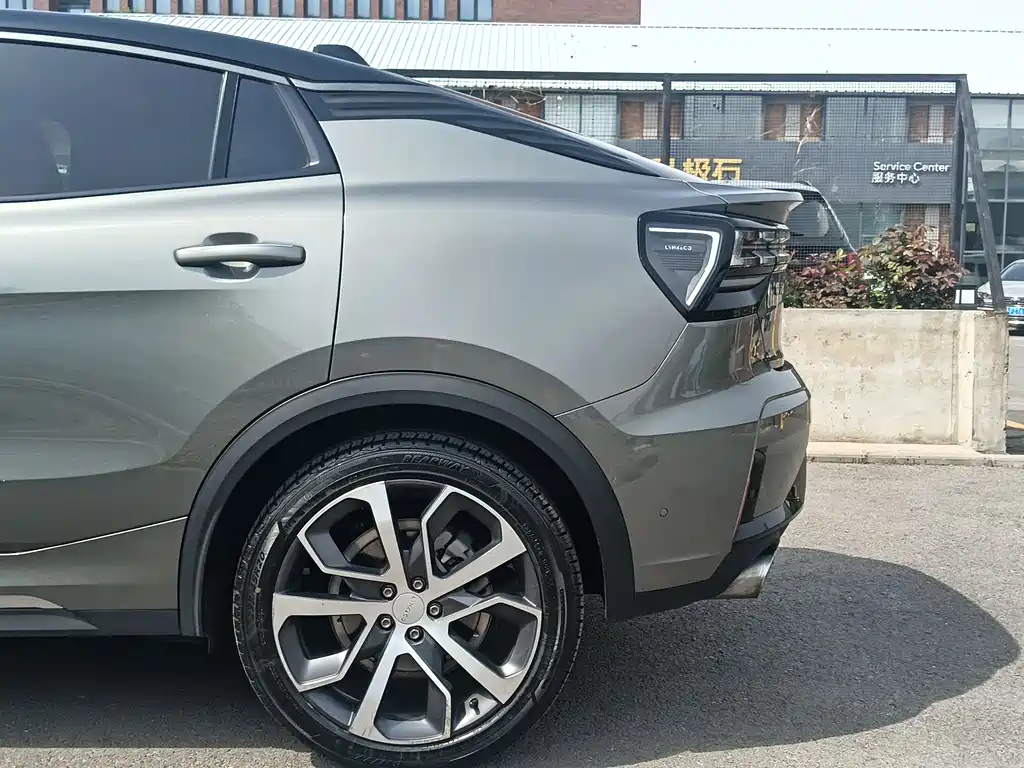 Lynk & Co 05 2020 2.0TD AWD Halo