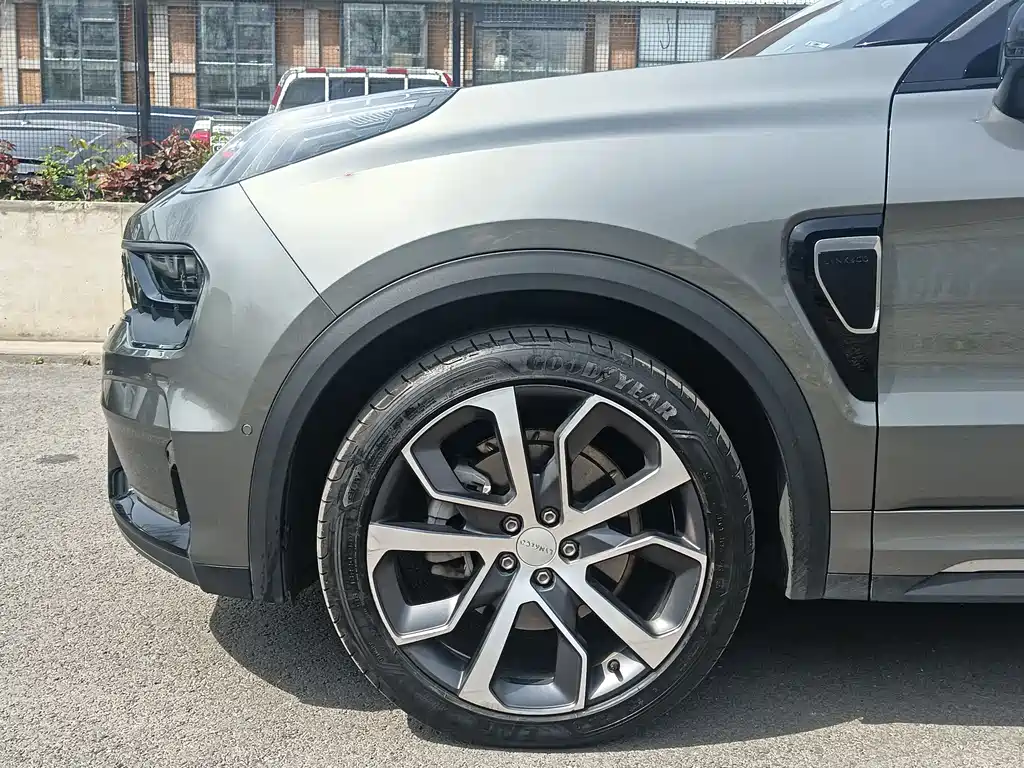 Lynk & Co 05 2020 2.0TD AWD Halo