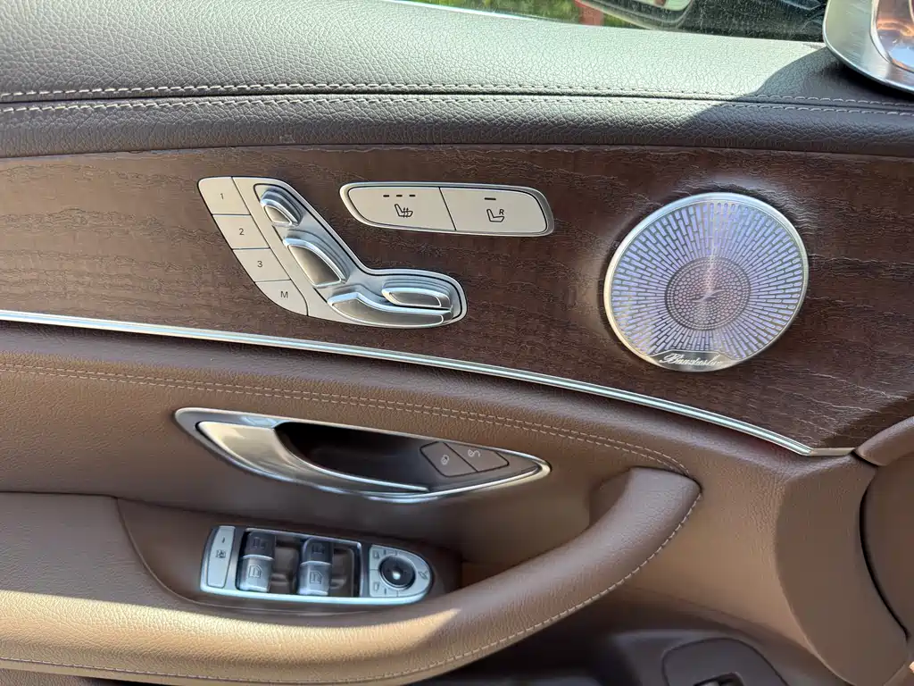 Mercedes-Benz E-Class 2020 E 300 L Fashion