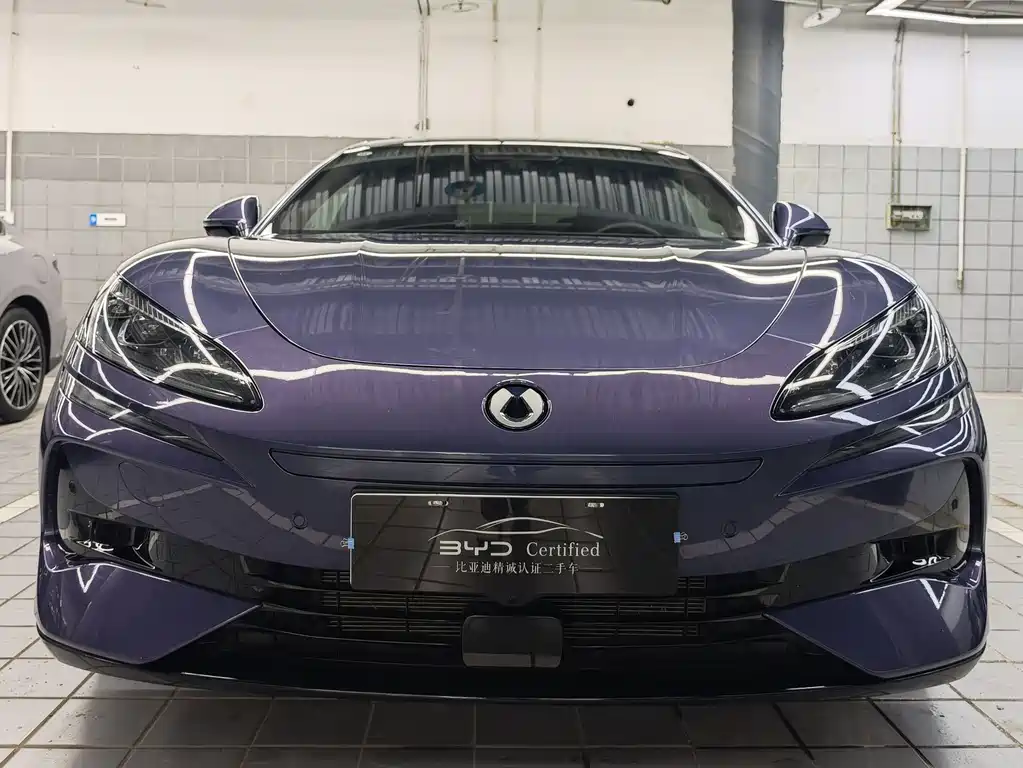 Denza Z9 2024 1100km AWD Max Edition