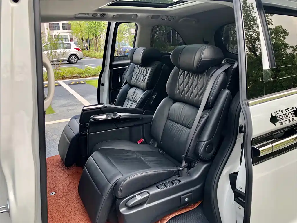 Honda Elysion 2019 2.0L Hybrid Luxury Edition
