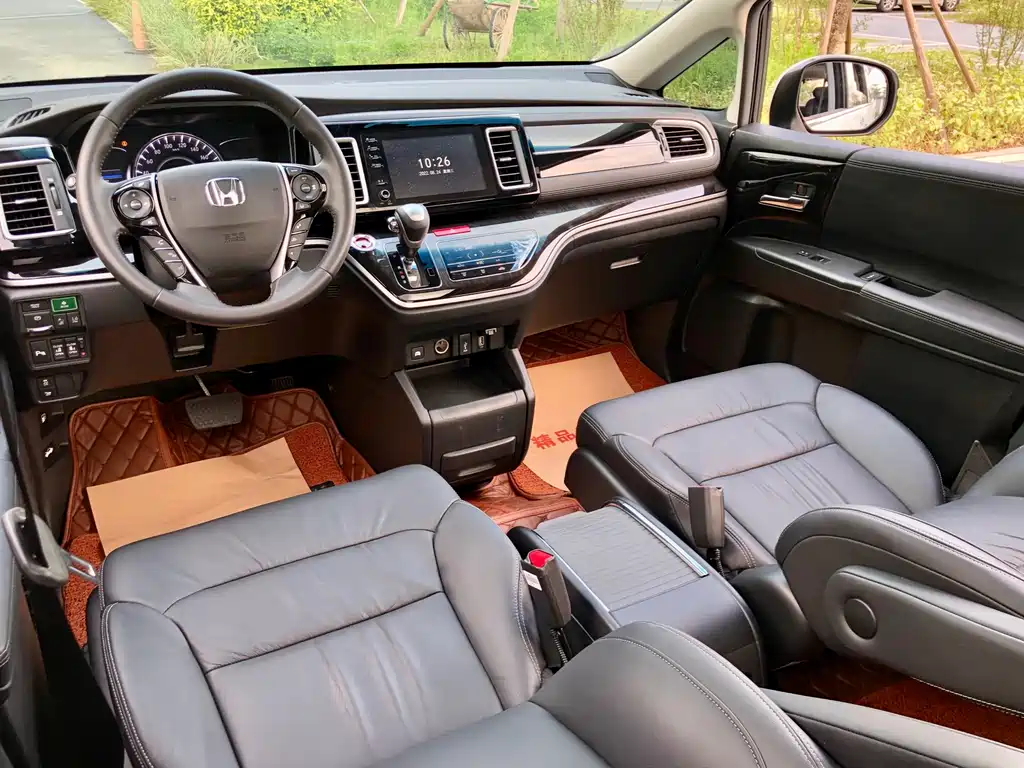 Honda Elysion 2019 2.0L Hybrid Luxury Edition