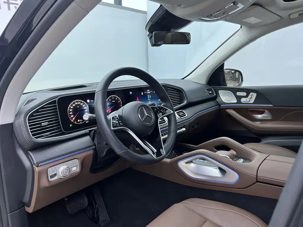 Mercedes-Benz GLE 450 4MATIC Luxury 2025