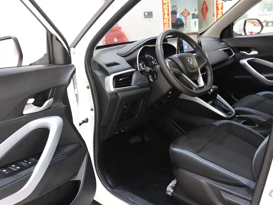 Baojun 510 2021 1.5L CVT Changxiang Edition
