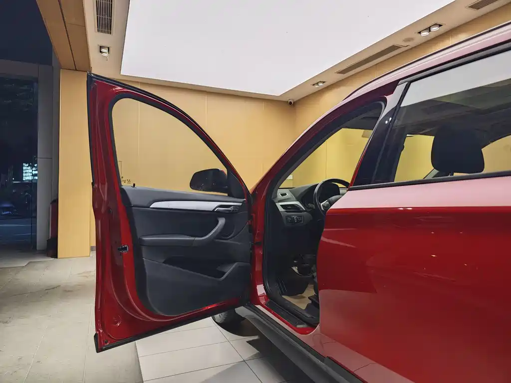 BMW X1 2018 sDrive18Li Fashion Edition