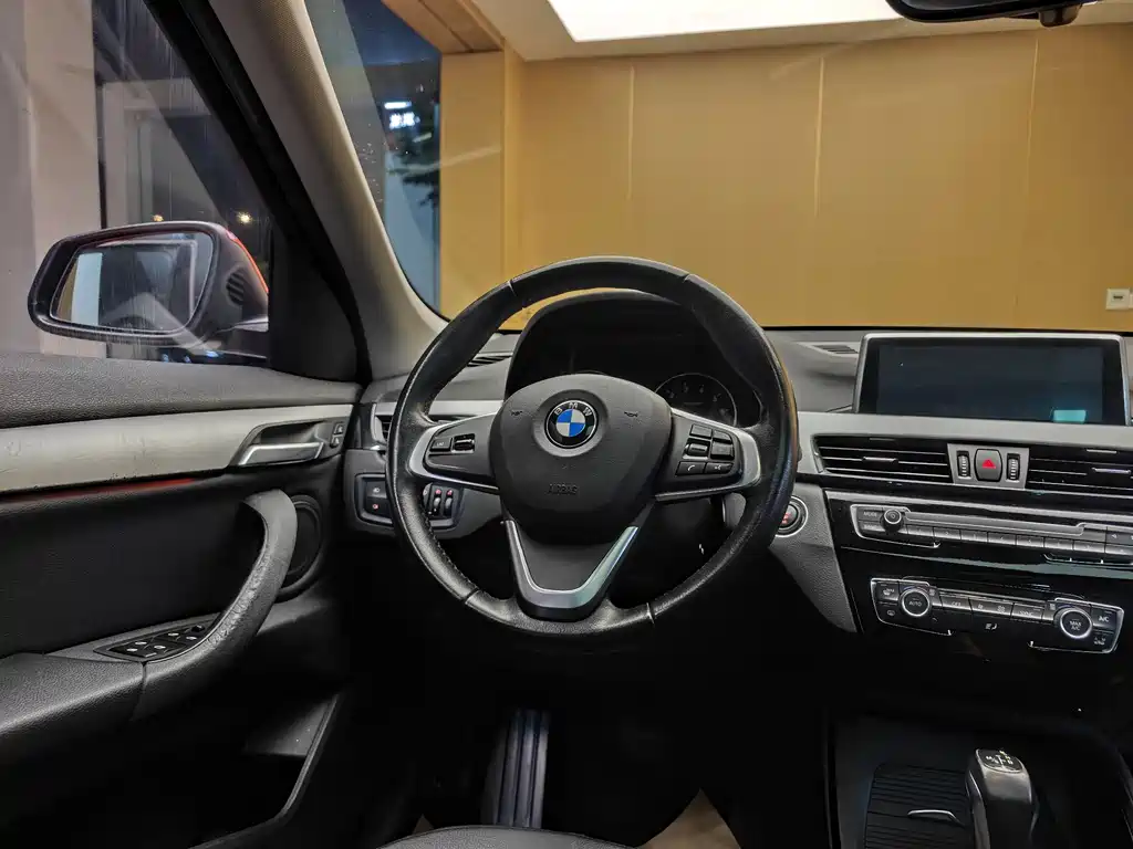 BMW X1 2018 sDrive18Li Fashion Edition