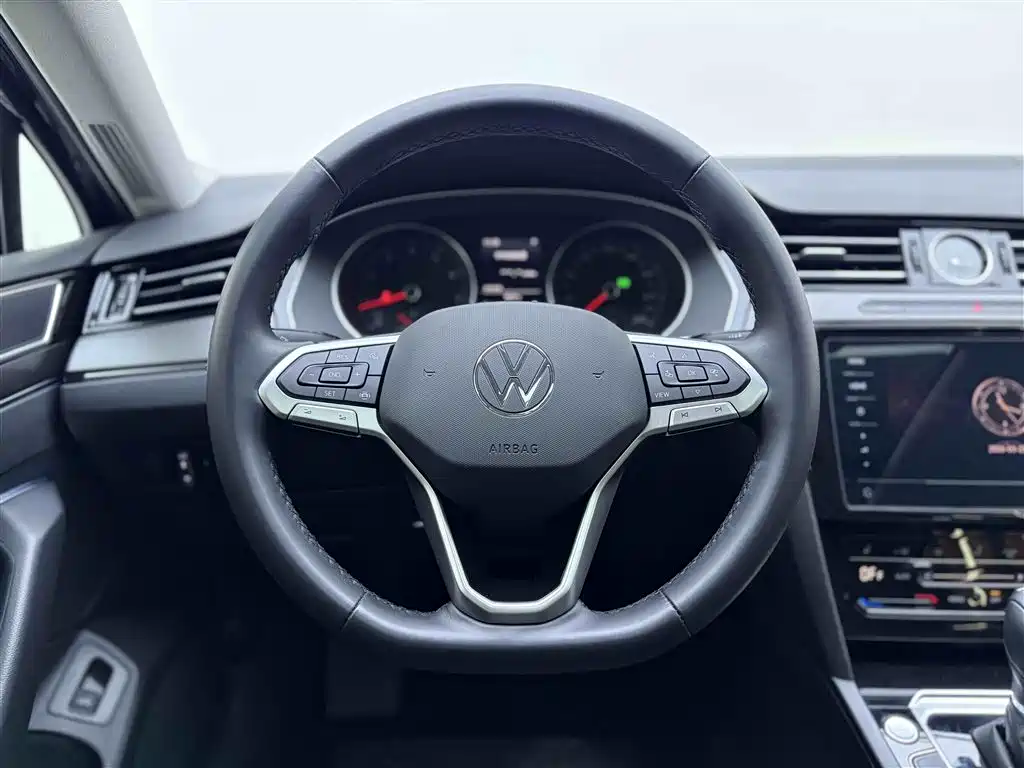 Volkswagen Magotan 2020 330TSI DSG Leading Edition