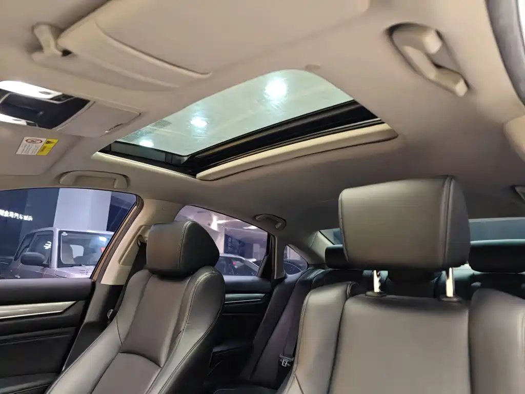 Accord 2018 260TURBO Luxury Edition China VI