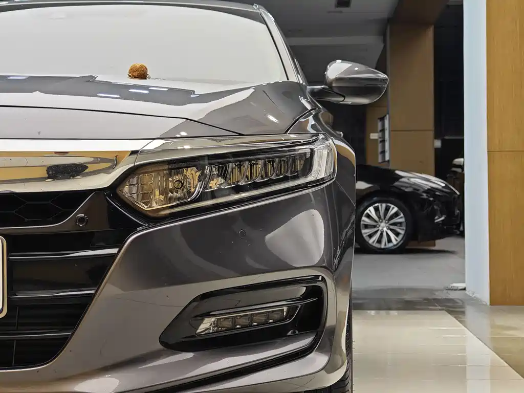 Accord 2018 260TURBO Luxury Edition China VI