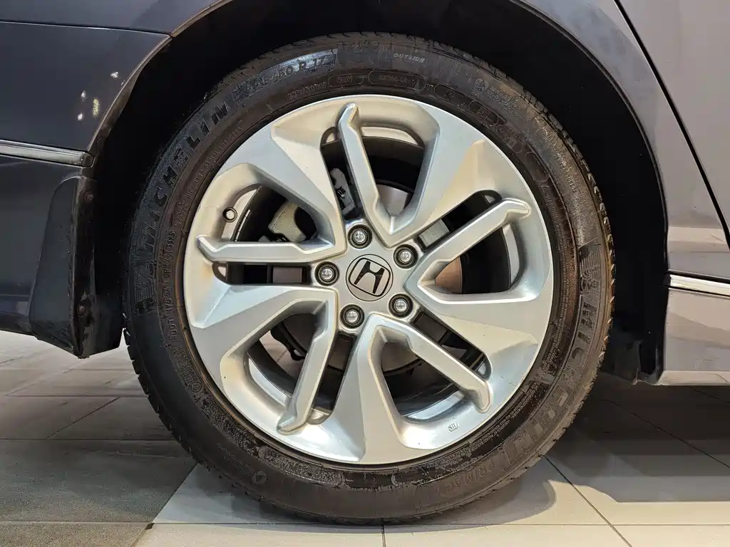 Accord 2018 260TURBO Luxury Edition China VI