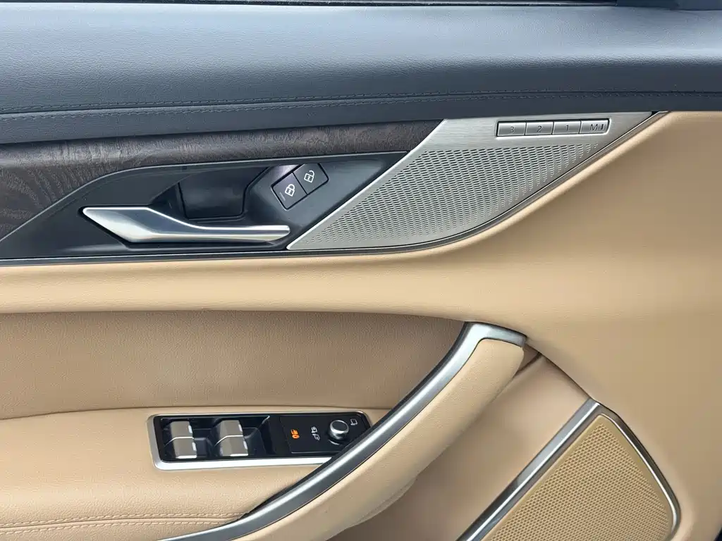 Jaguar XFL 2022 2.0T P250 RWD Luxury Edition