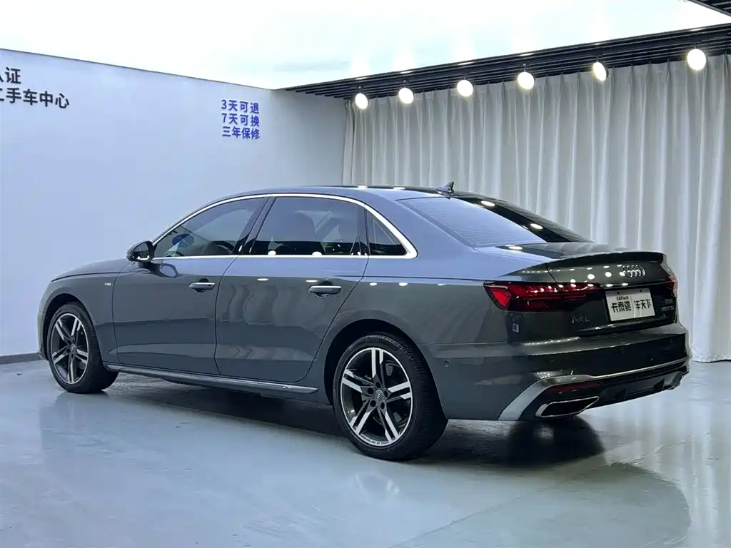 Audi A4L 2020 40 TFSI Luxury Dynamic Edition