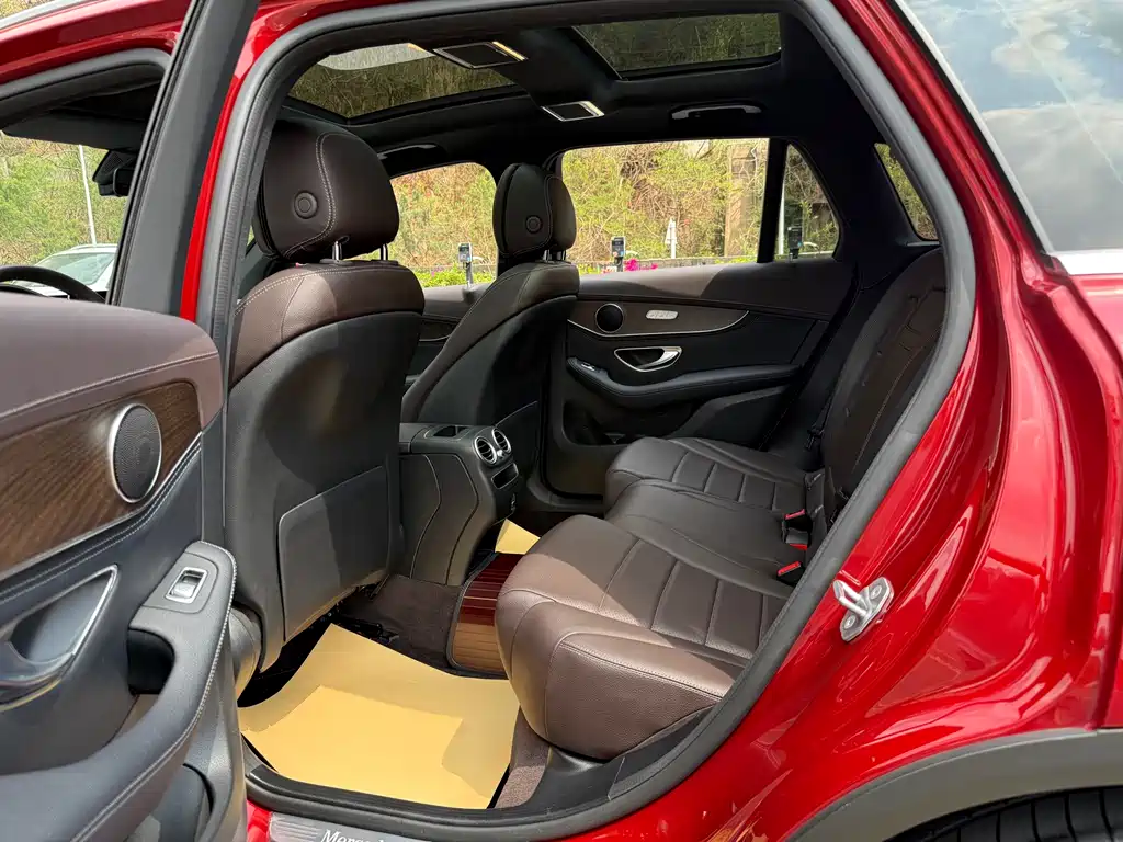 Mercedes-Benz GLC 260 L 4MATIC Luxury (2020 Facelift)