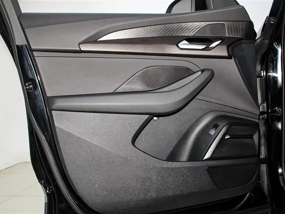Audi Q6 2024 40 TFSI quattro Guanyun Edition Yulin Package 7-Seater