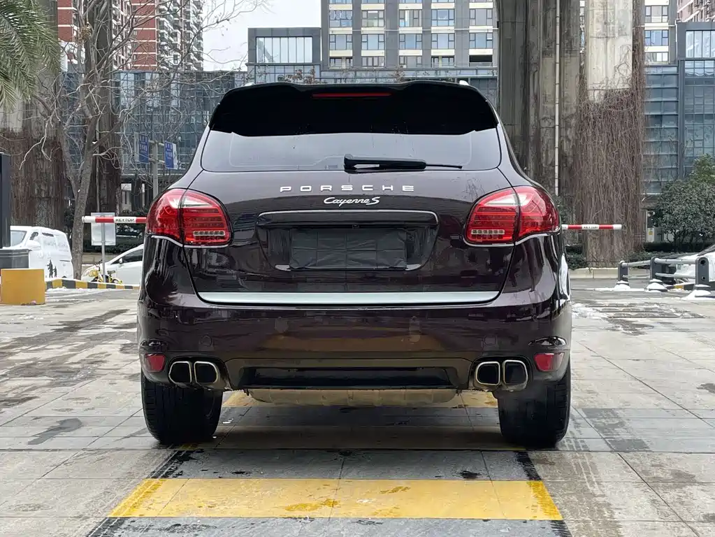 Porsche Cayenne 2011 3.0T