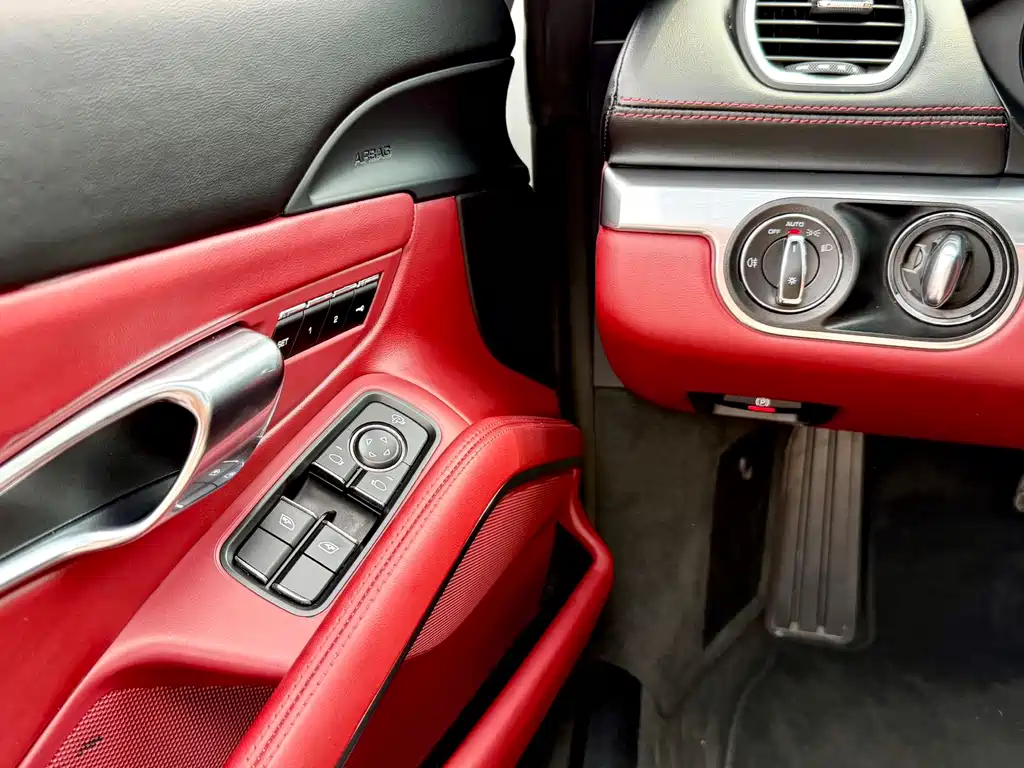 Porsche 718 Boxster 2.0T