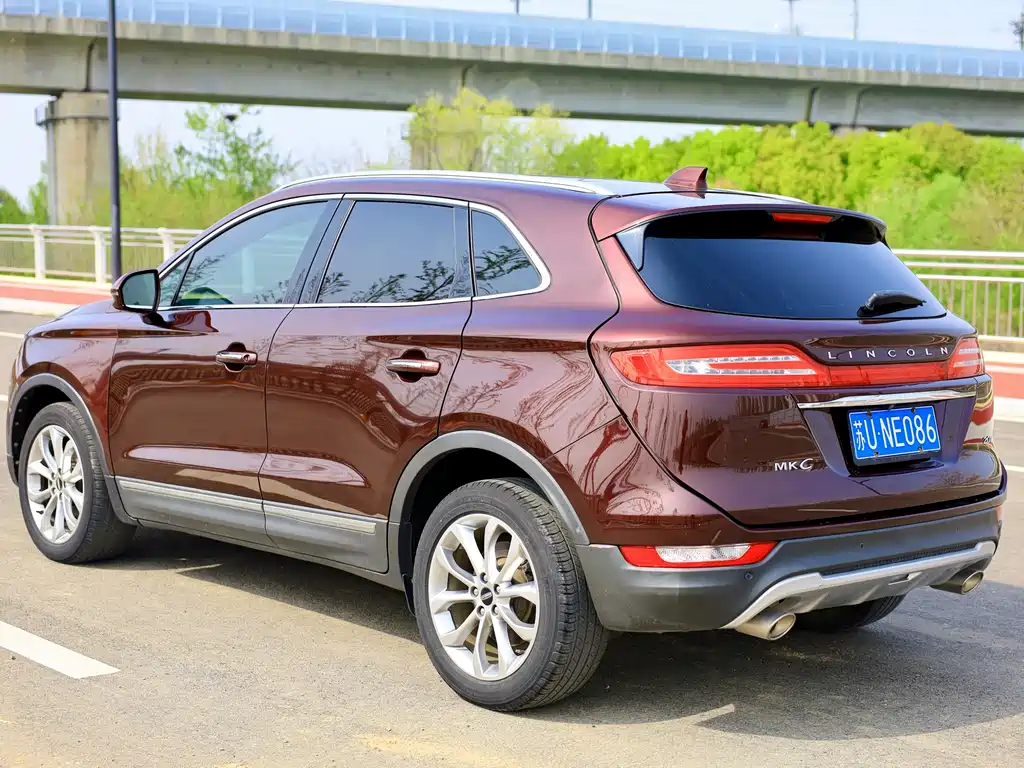 Lincoln MKC 2019 2.0T AWD Reserve Edition China VI