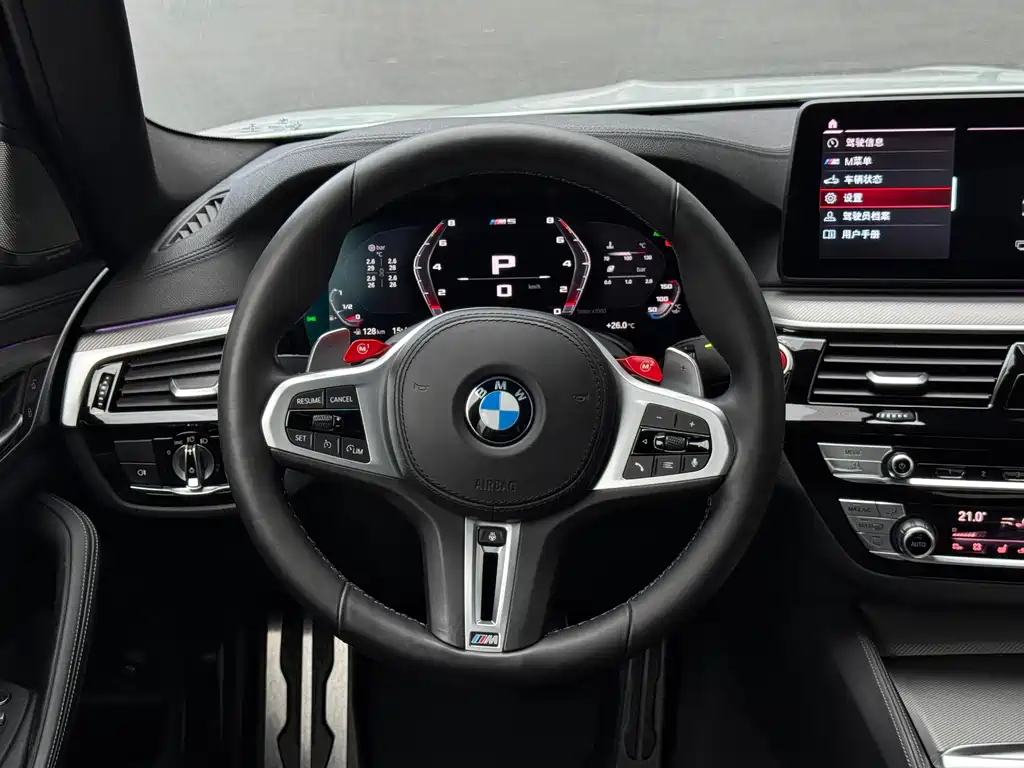 BMW M5 2021
