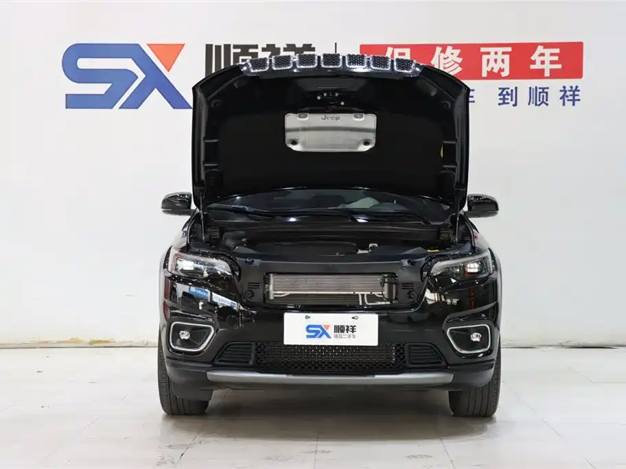 Jeep Cherokee 2020 2.0T FWD Leading Edition