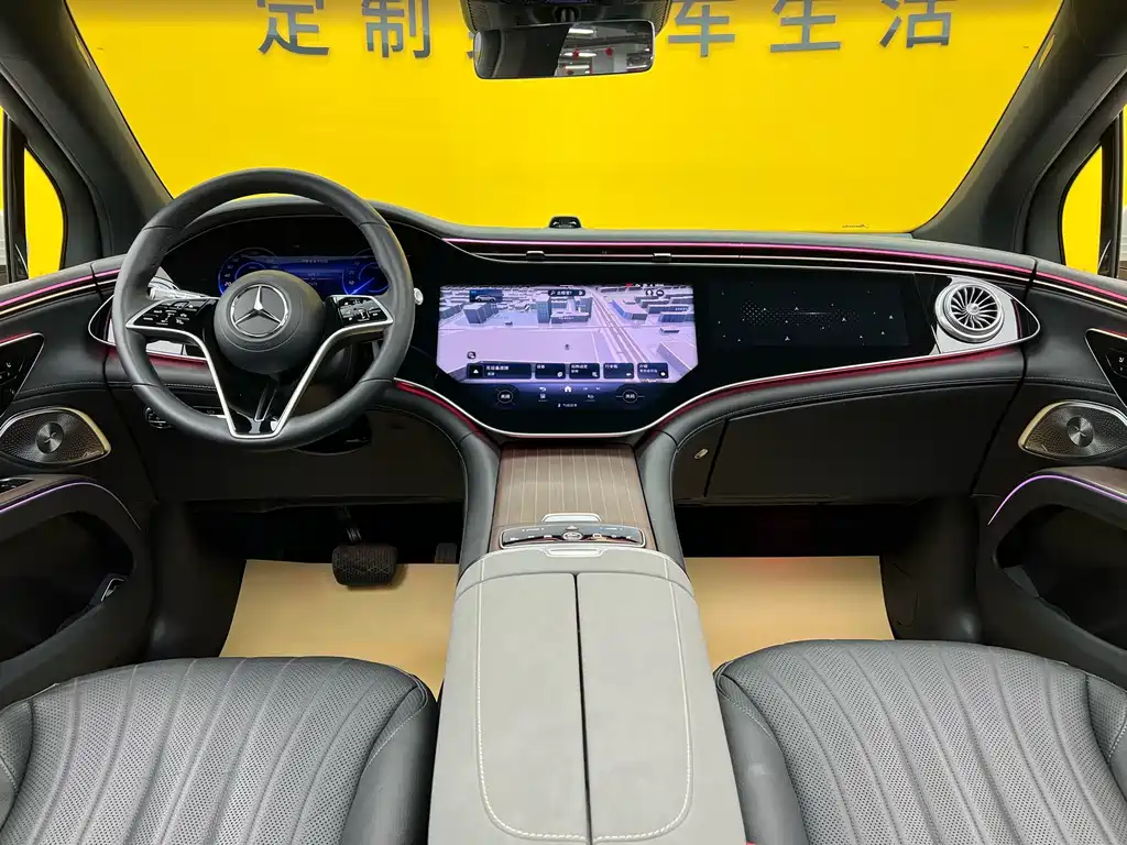 Mercedes-Benz EQS SUV 450 4MATIC