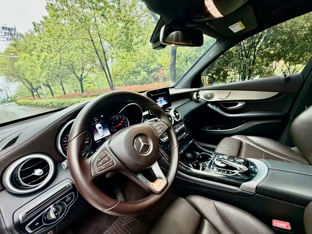 Mercedes-Benz GLC 2019 GLC 200 L 4MATIC