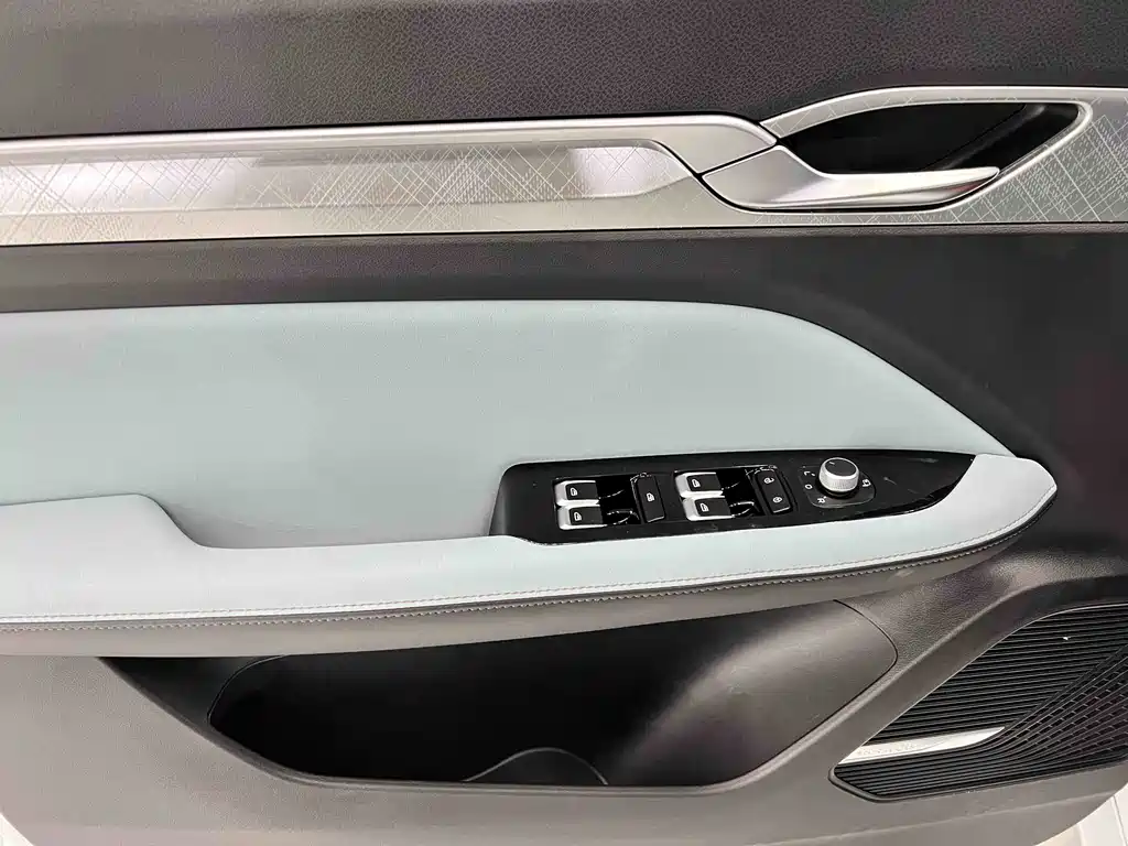 Geely Emgrand L 2022 1.4T CVT Supreme