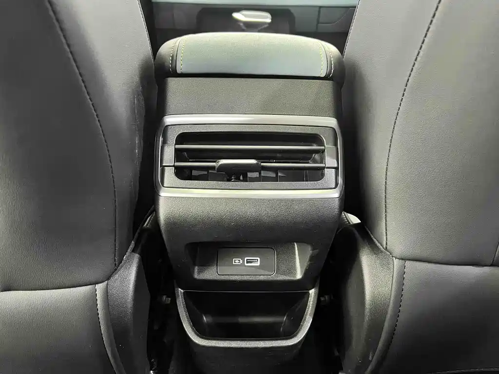Geely Emgrand L 2022 1.4T CVT Supreme