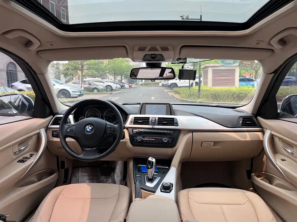 BMW 3 Series 2014 320Li Fashion Edition