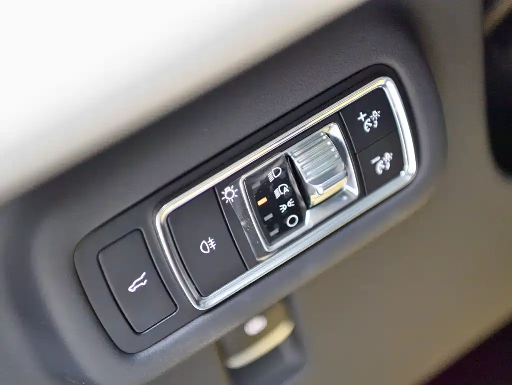 Lincoln Nautilus 2023 2.0T AWD Zunyi Edition