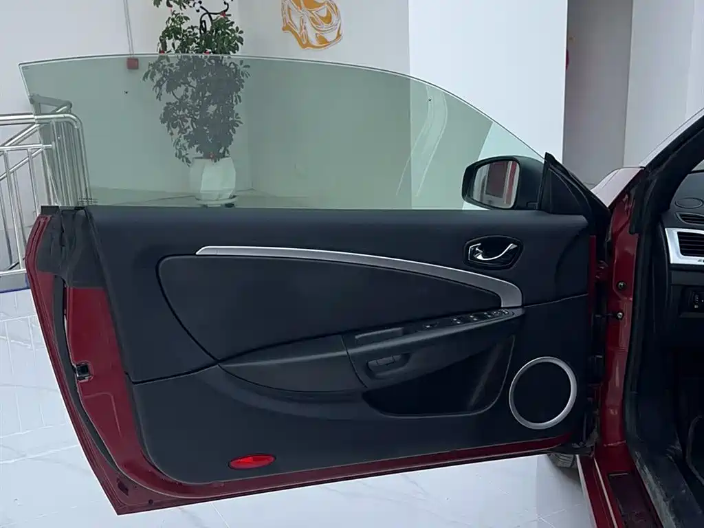 Renault Megane 2011 CC 2.0 Fashion Navigation Edition