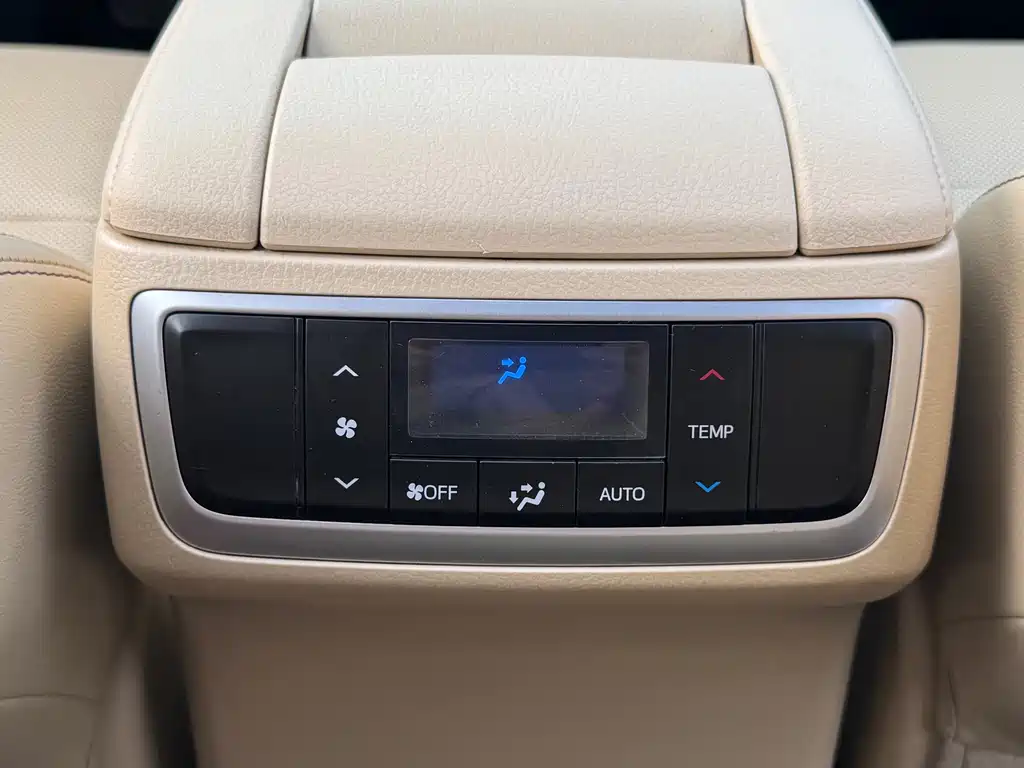 Highlander 2015 2.0T AWD Luxury Edition 7-Seater