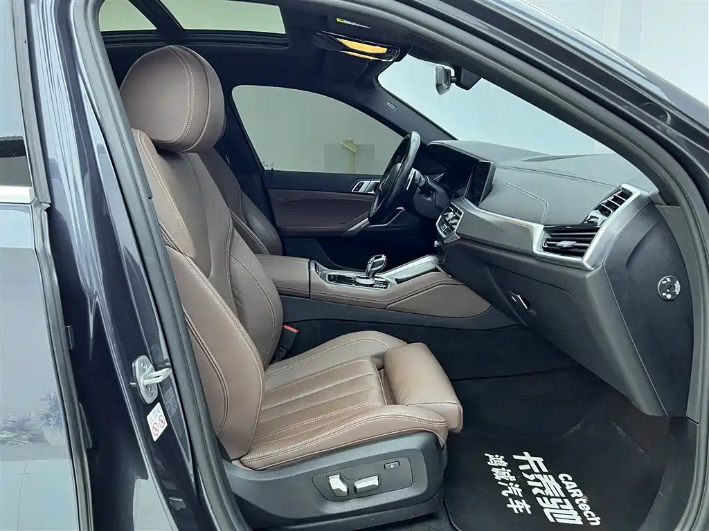 BMW X6 2021 xDrive30i M Sport Package