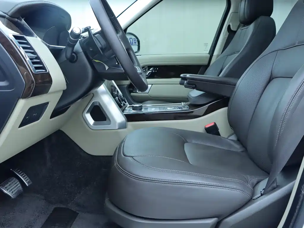 Range Rover 2021 3.0L Inline-6 Autobiography