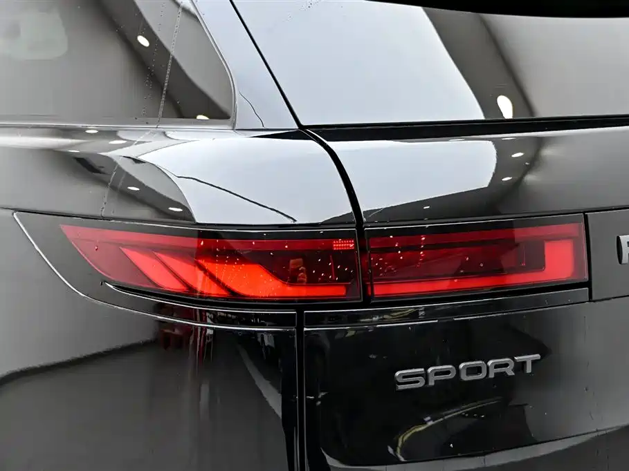 Range Rover Sport 2023 400PS Dynamic SE