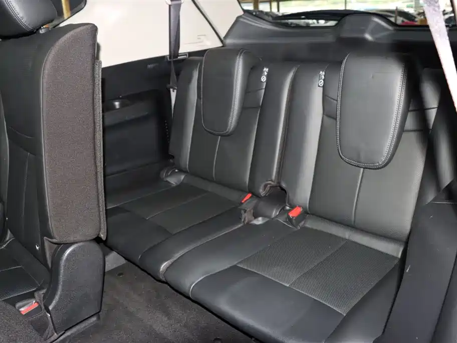 Nissan X-Trail 2020 2.5L XL ITS 3rows CVT 4WD 7-Seater Luxury Navigator Edition