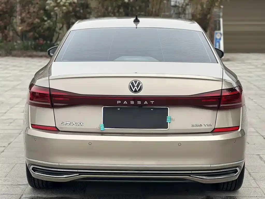 Passat 2022 330TSI Starlight Luxury Edition