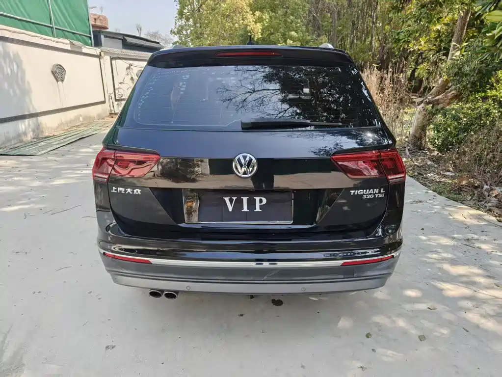 Volkswagen Tiguan L 2018 330TSI Front-Wheel Drive ComfortLine