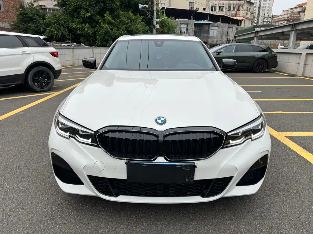 BMW 3 Series 2022 LCI 325Li M Sport Black Package