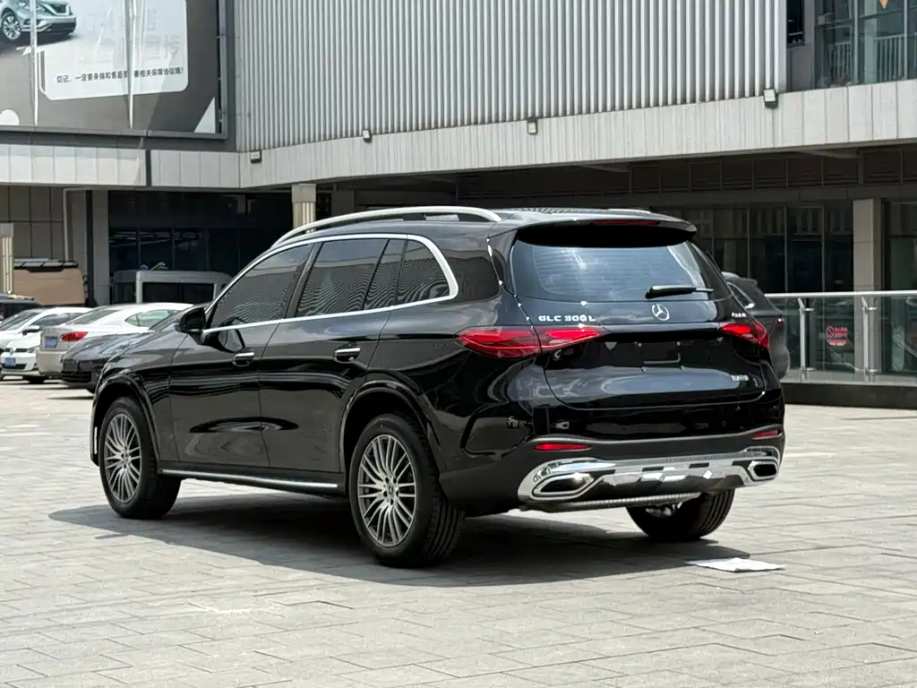 Mercedes-Benz GLC 2025 GLC 300 L 4MATIC Dynamic 5-Seater