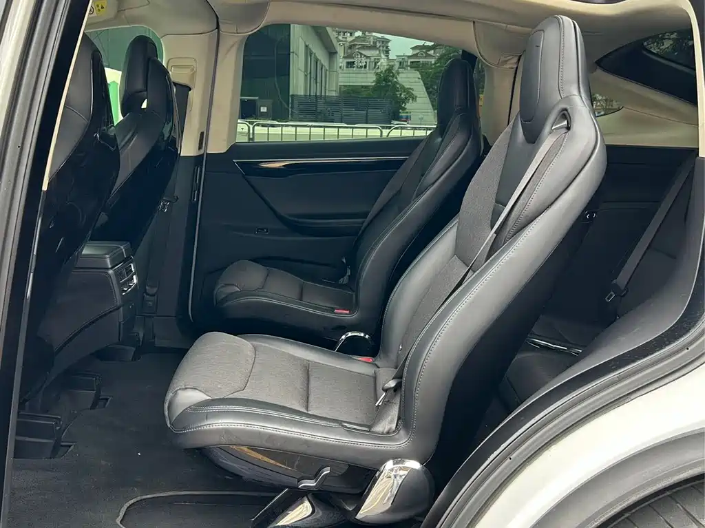 Tesla Model X 2016 Model X 90D