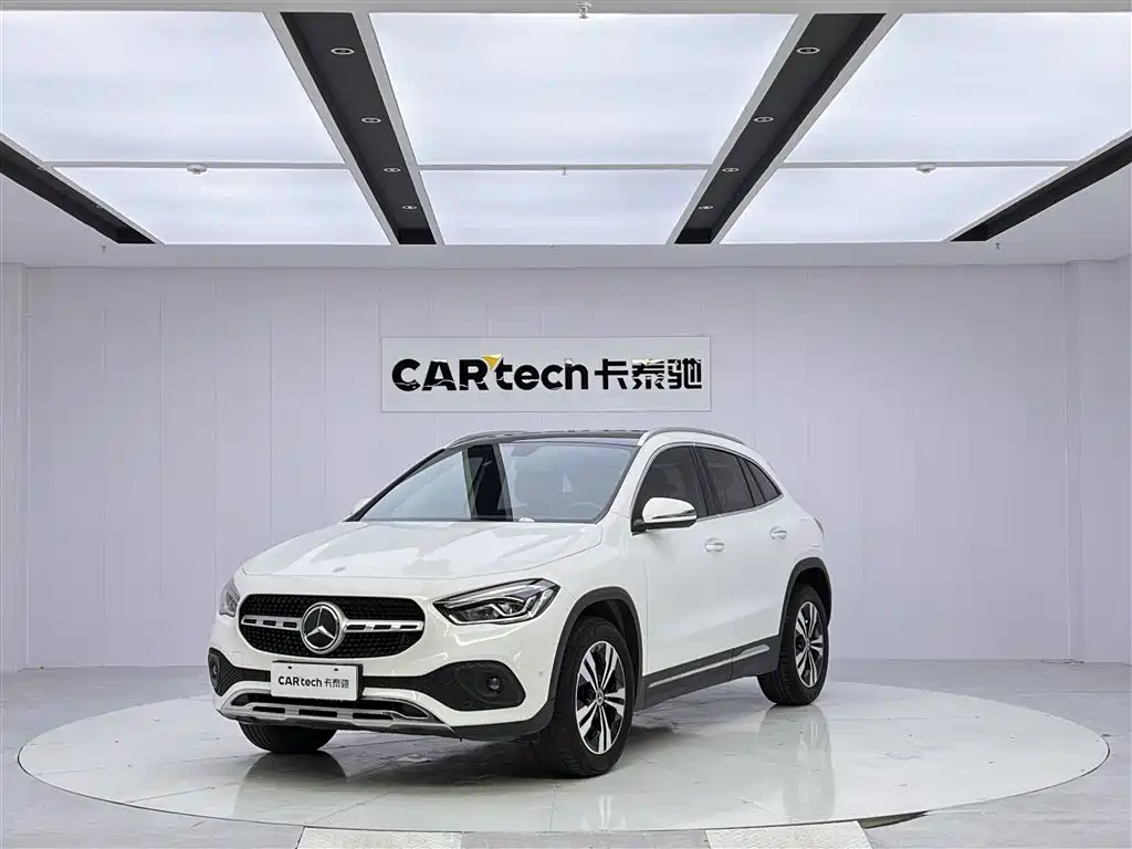Mercedes-Benz GLA 200 (2020)