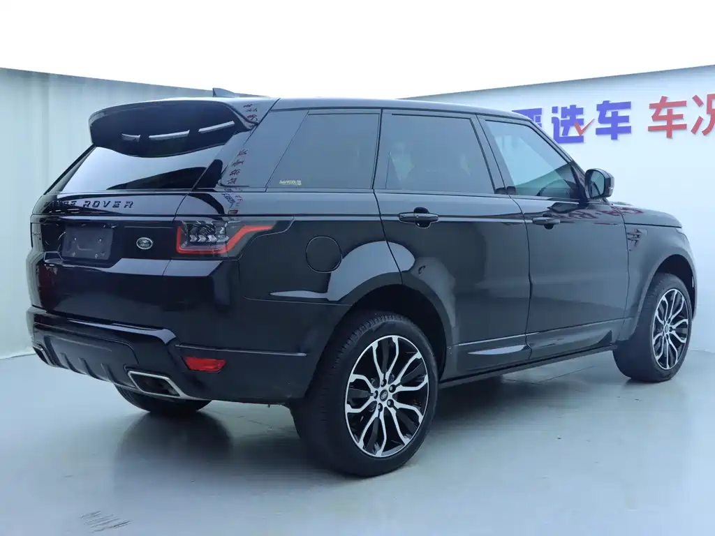 Range Rover Sport 2022 3.0L 6-Cylinder Black Edition