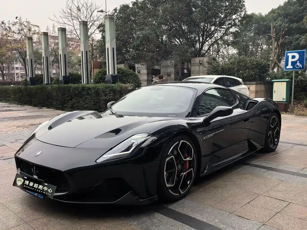 Maserati MC20 2023 3.0T Standard