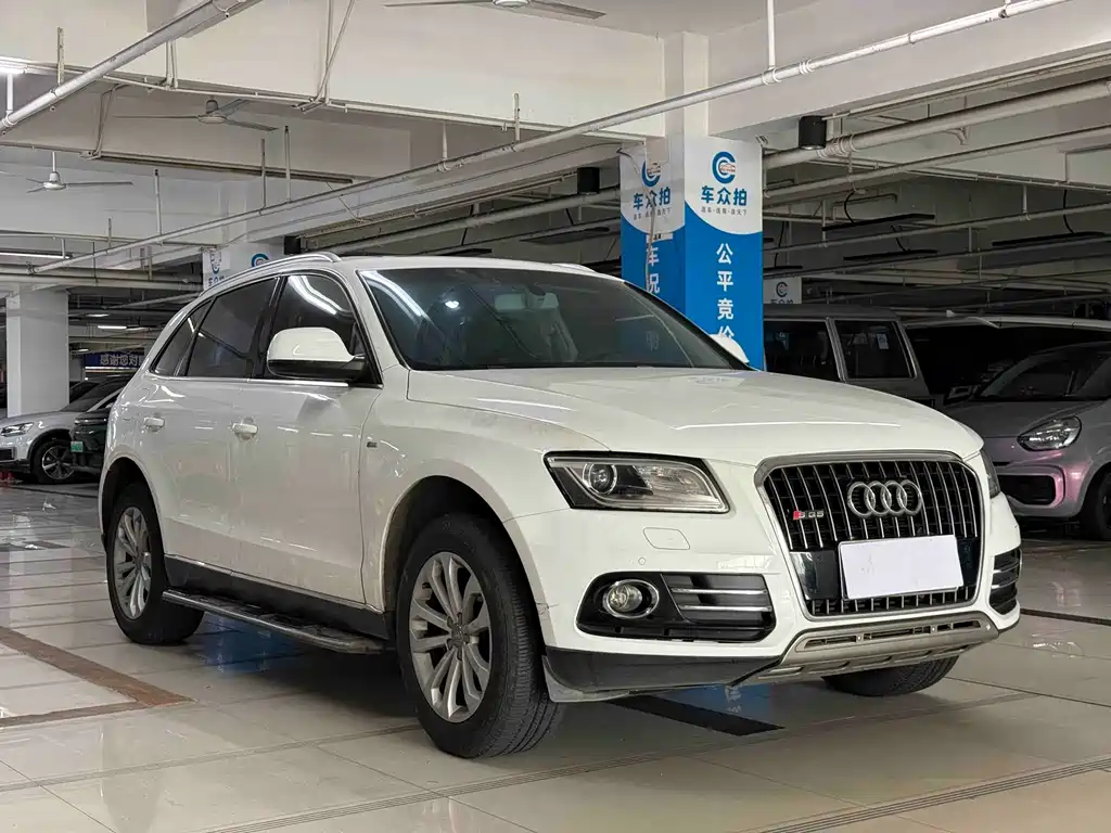 Audi Q5 2015 40 TFSI Technik