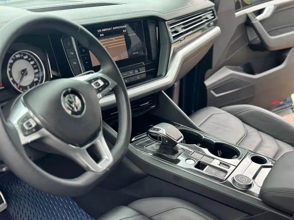 Touareg 2019 2.0TSI Navigator Edition China VI