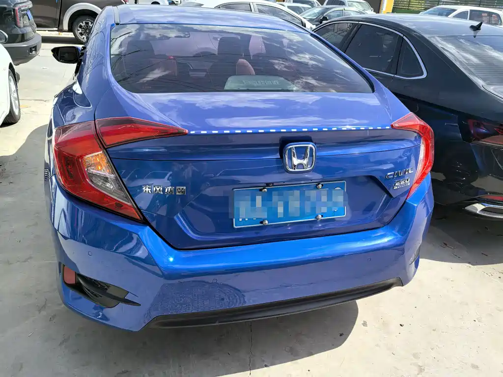 Civic 2016 220TURBO CVT Prestige Edition
