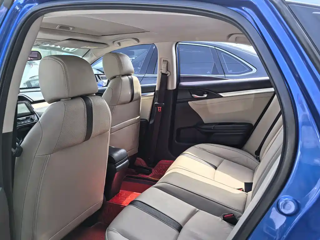 Civic 2016 220TURBO CVT Prestige Edition