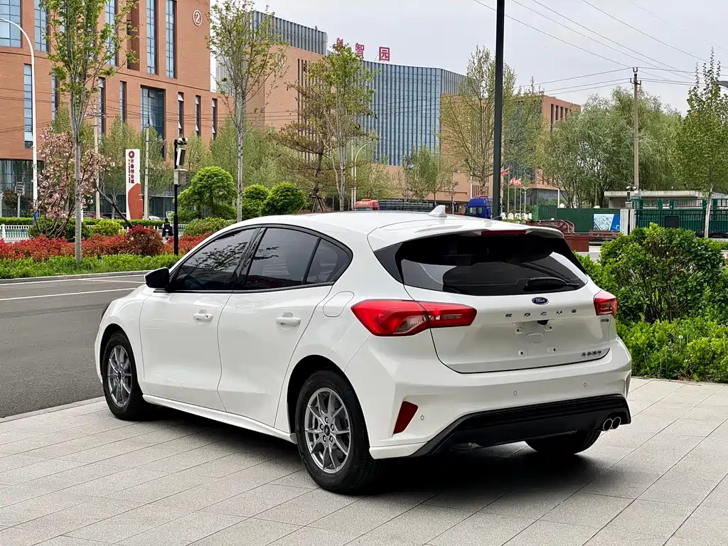 Ford Focus 2021 Hatchback EcoBoost 180 Automatic Fengchao Edition